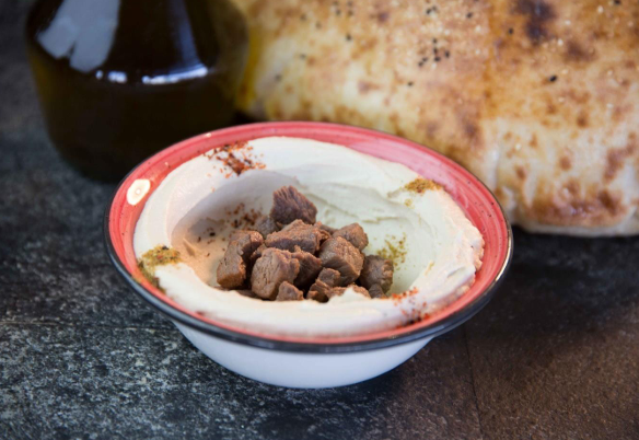 Humus with Meat